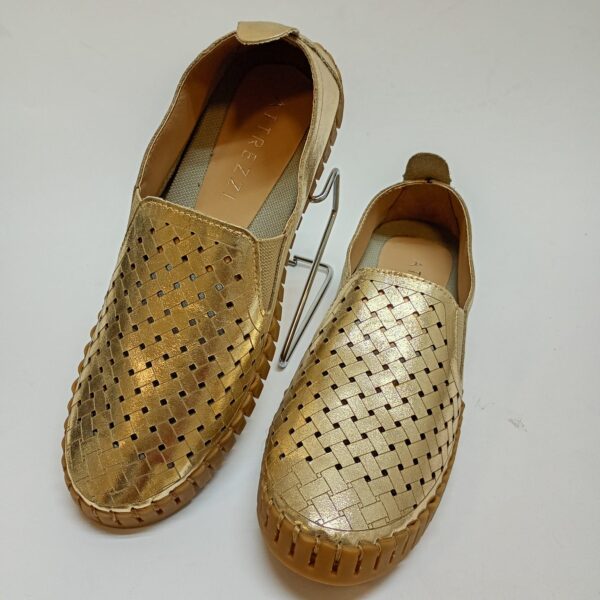Slip On em Couro Vazado - Imagem 3