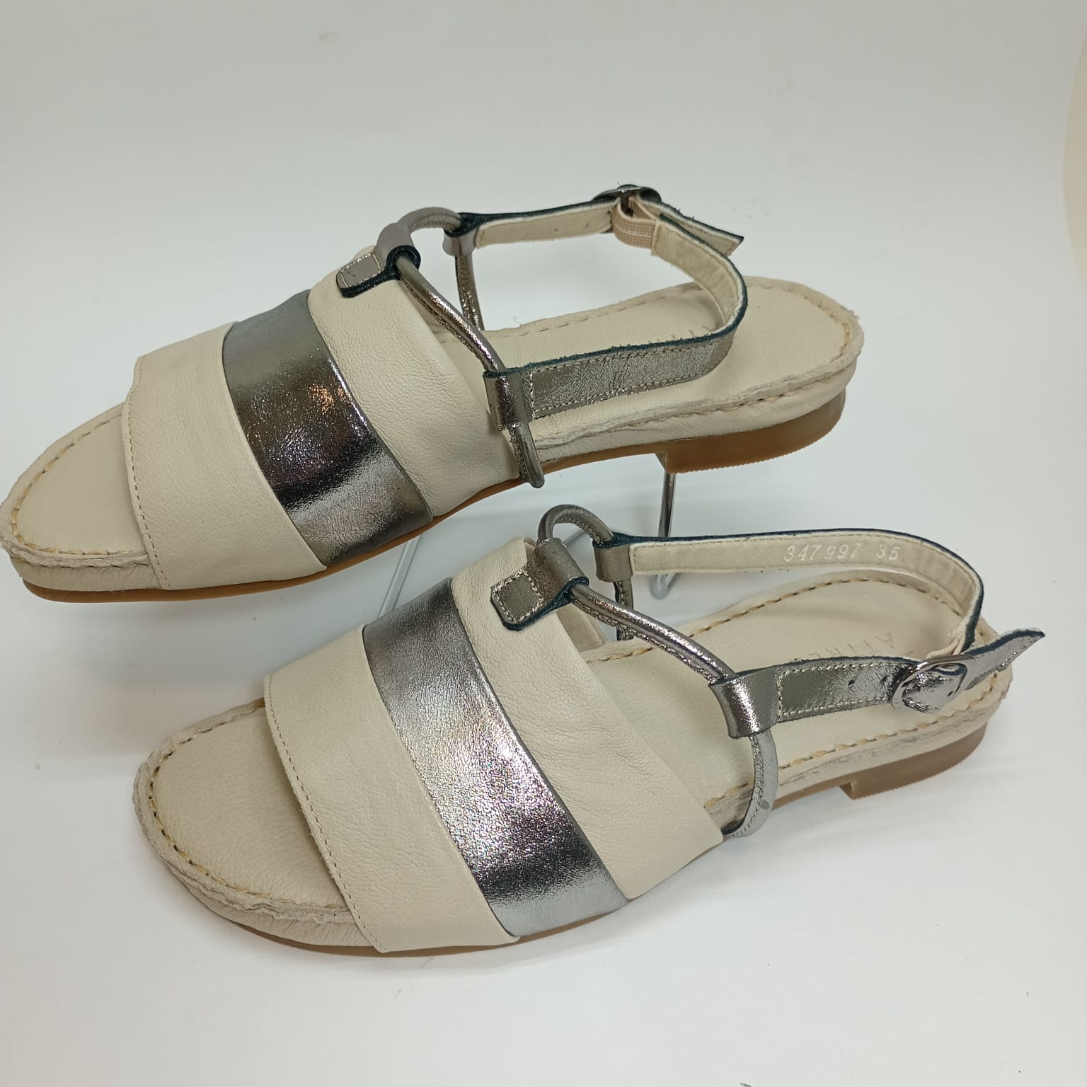 Sandália Rasteira Linha Capri - Imagem 3