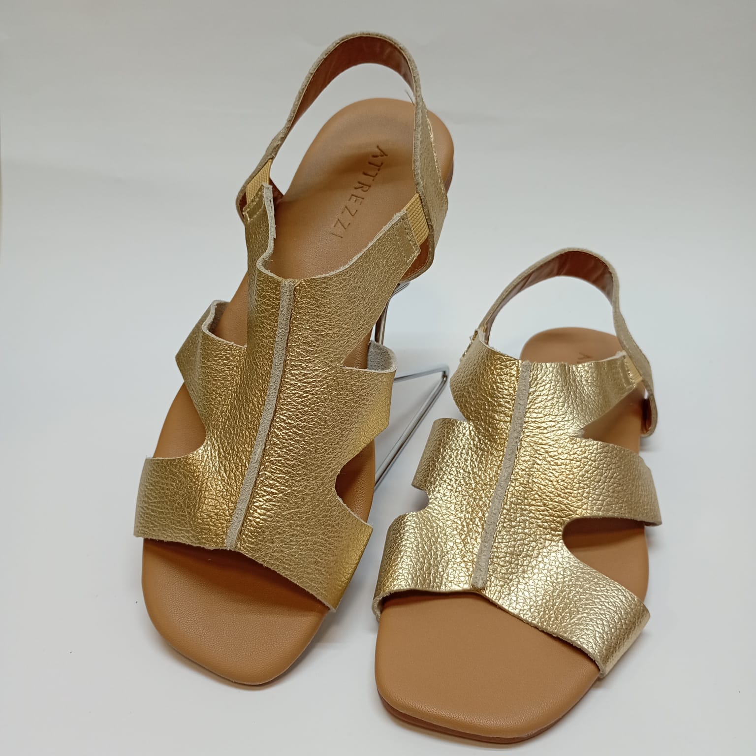 Sandália Rasteira Attrezzi em Couro - Imagem 3