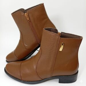 Bota Couro Clássica Salto 3 cm