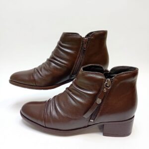 Bota Cano Frisado Couro