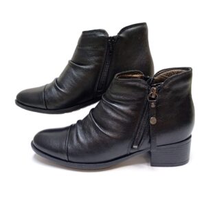 Bota Cano Frisado Couro