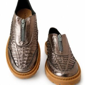 Loafer Casual Feminino em Couro Metalizado Tressê