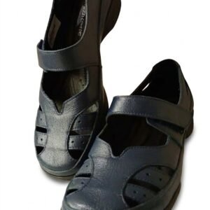 Sapato Feminino em Couro Attrezzi Comfort - Azul Marinho
